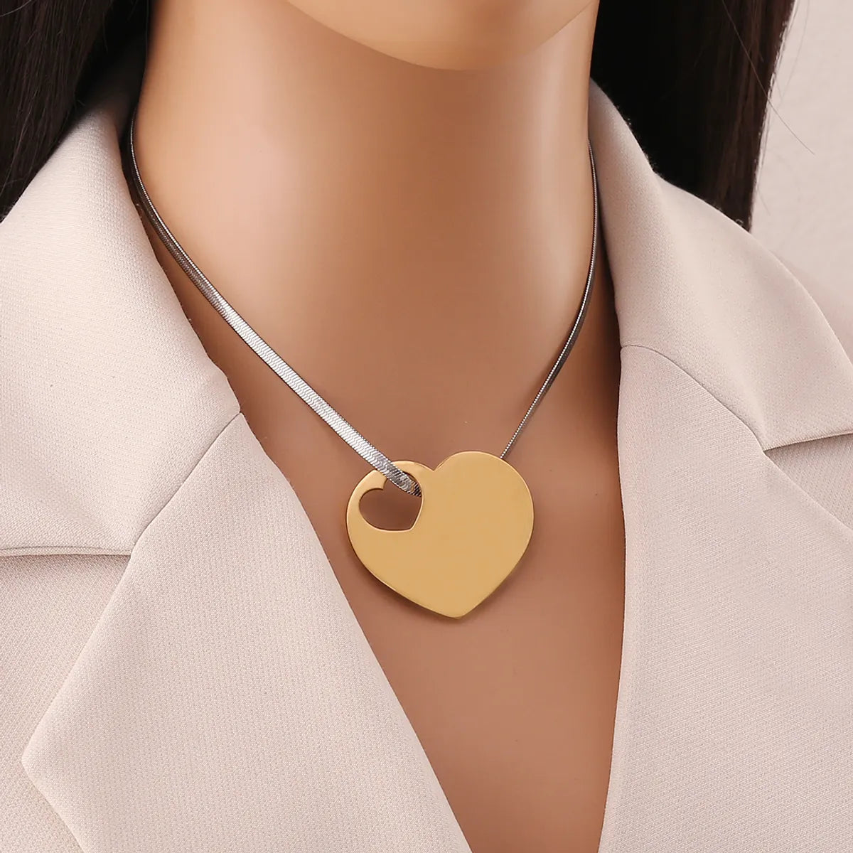 Wholesale Jewelry Simple Style Classic Style Star Heart Shape Butterfly 304 Stainless Steel 18K Gold Plated Plating Pendant Necklace