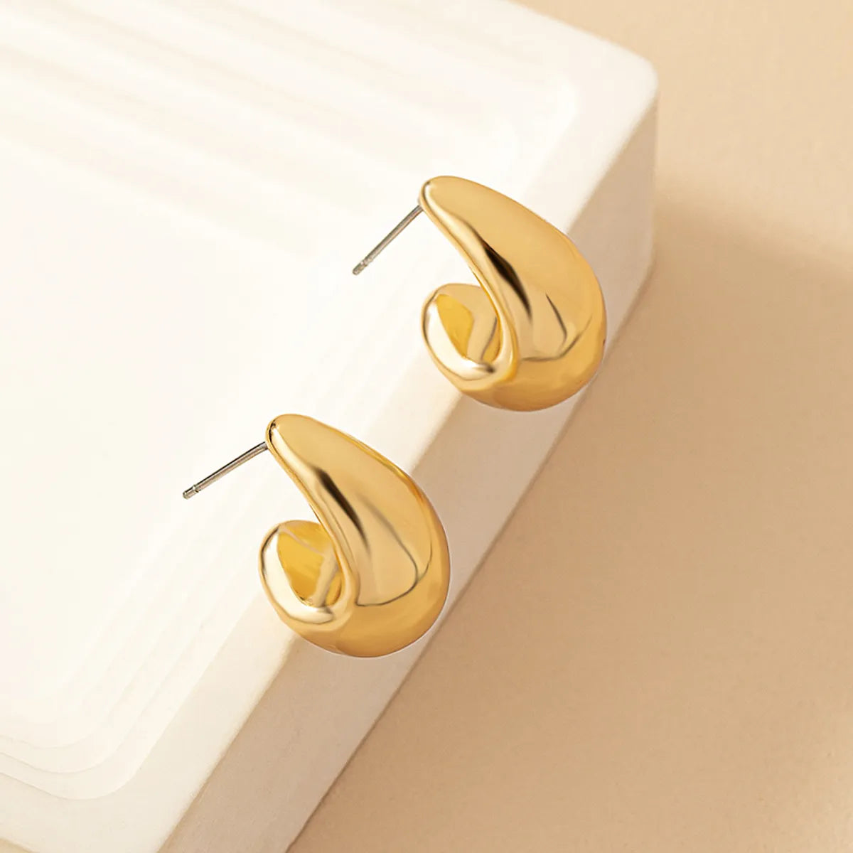 1 Pair Simple Style Classic Style Water Droplets Plating Alloy 14k Gold Plated Ear Studs