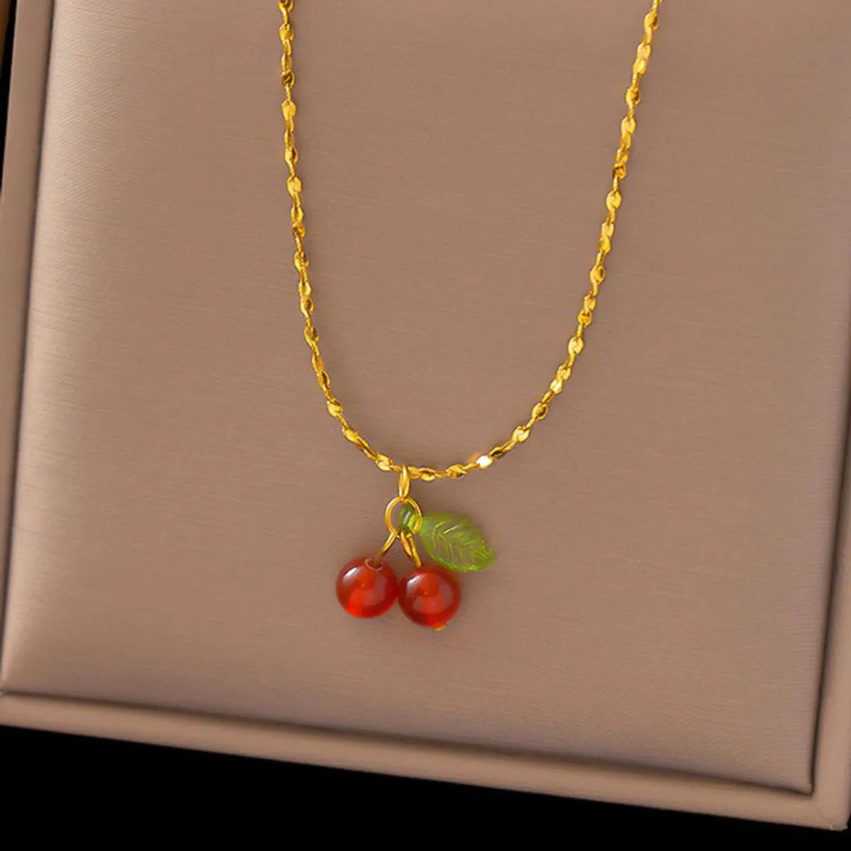 Wholesale Jewelry Simple Style Commute Cherry 304 Stainless Steel 18K Gold Plated Plating Pendant Necklace