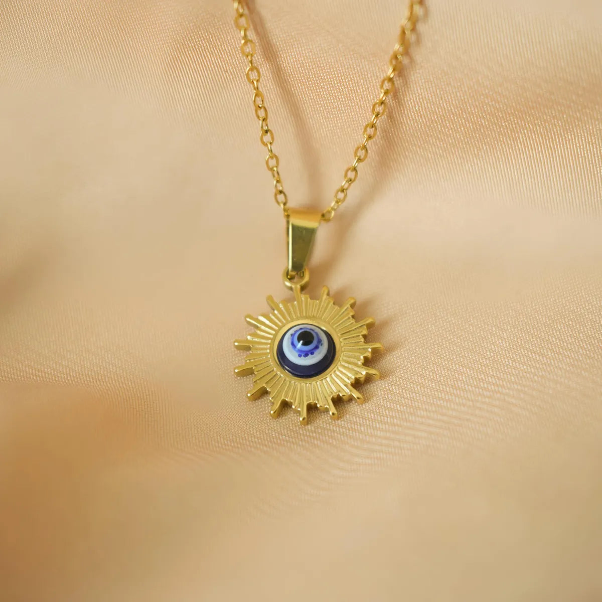 Wholesale Jewelry Simple Style Devil'S Eye 304 Stainless Steel Diamond Plating Pendant Necklace