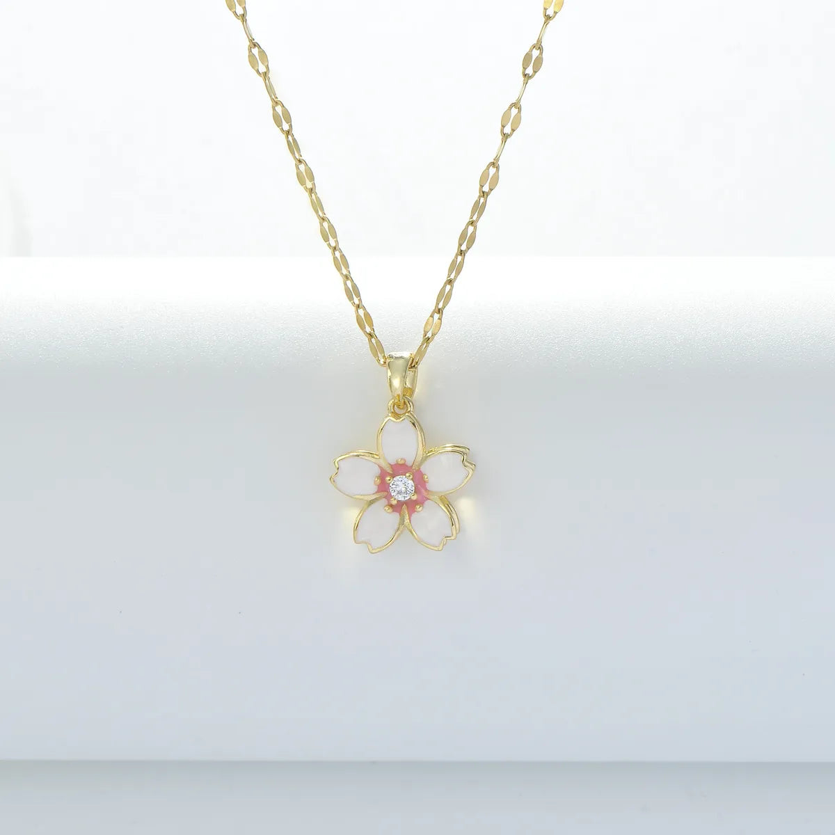 Wholesale Jewelry Simple Style Flower Titanium Steel Plating Pendant Necklace