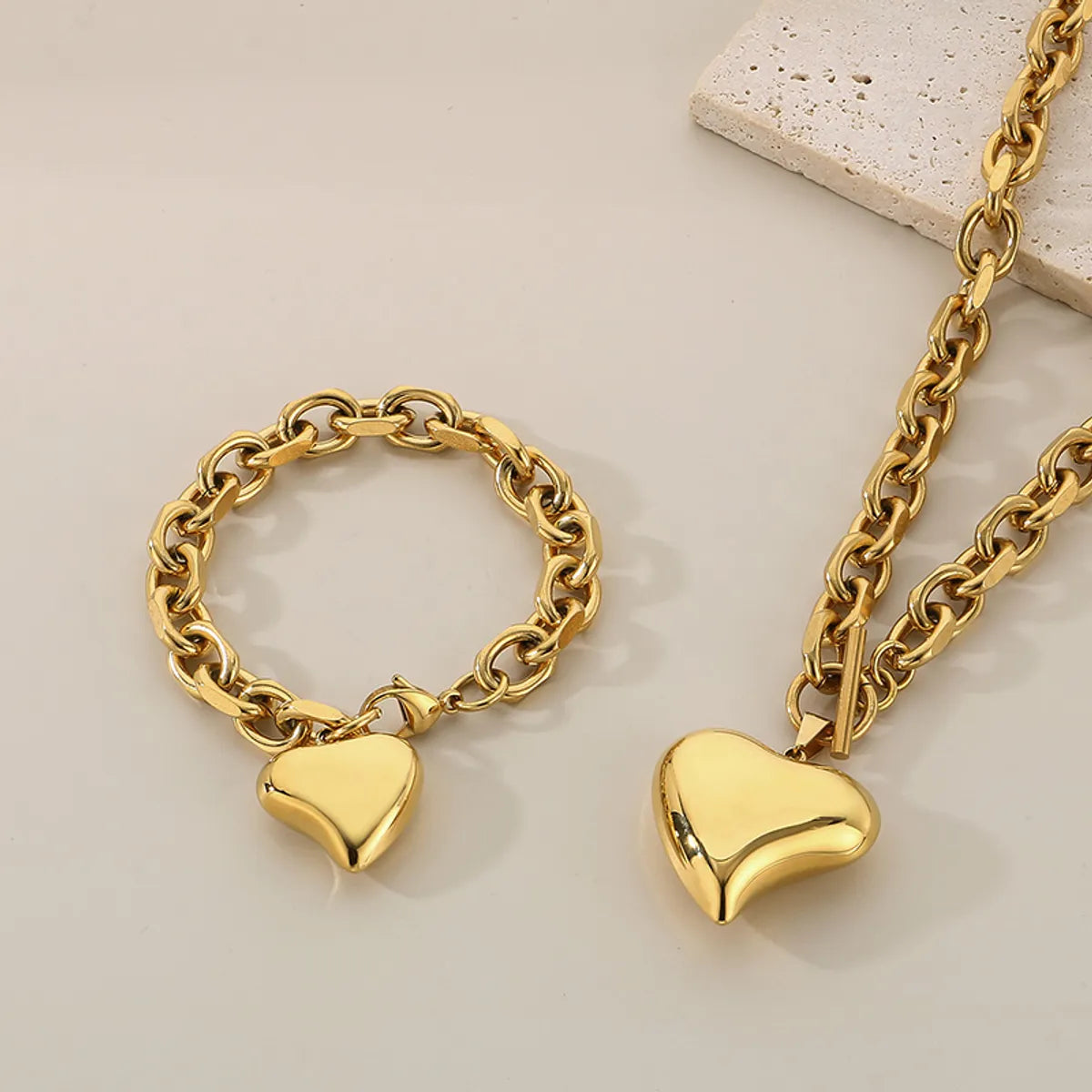 Wholesale Jewelry Simple Style Heart Shape 304 Stainless Steel 18K Gold Plated Bracelets Necklace