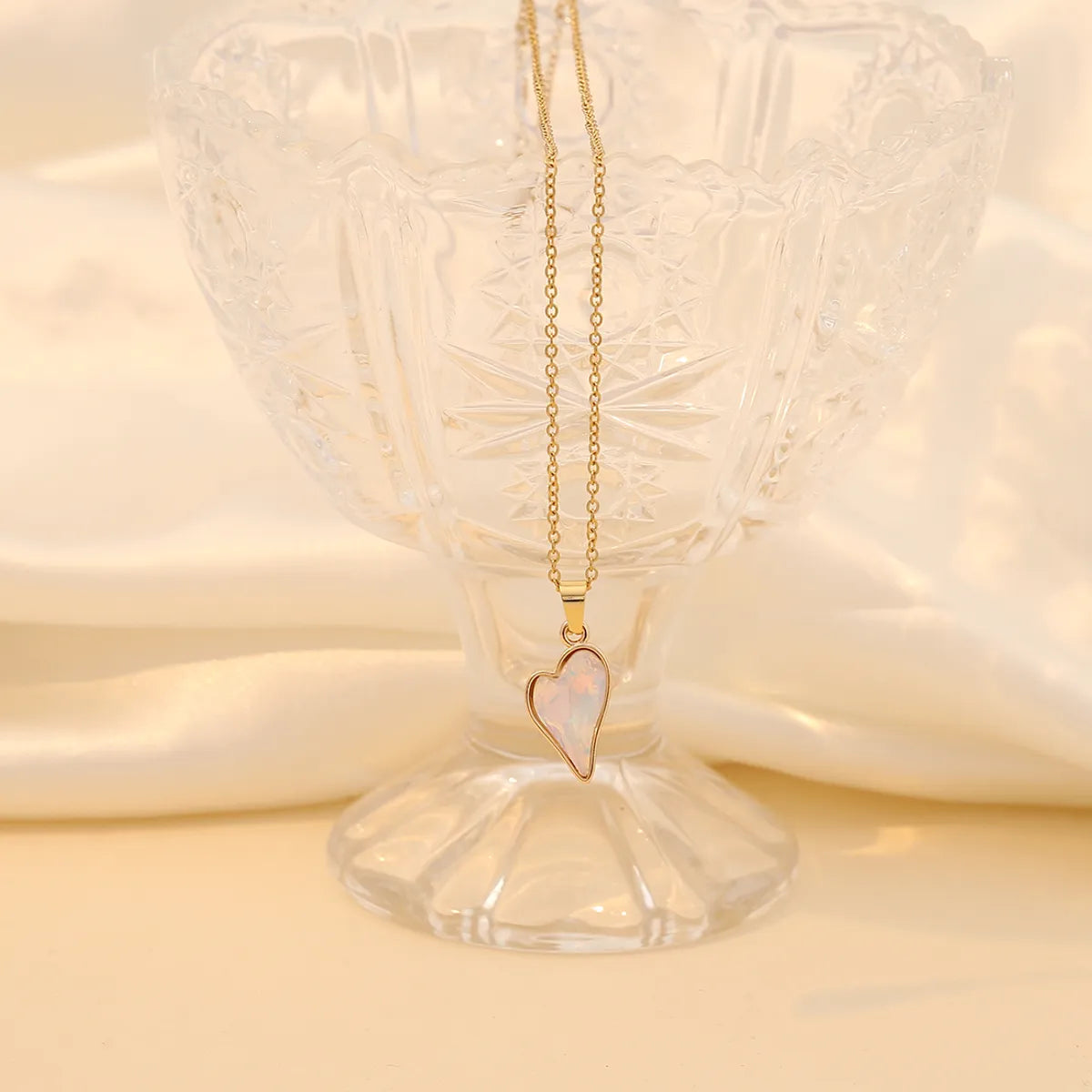 Wholesale Jewelry Simple Style Heart Shape 304 Stainless Steel Glass 18K Gold Plated Plating Inlay Pendant Necklace