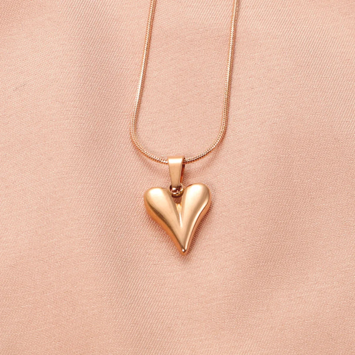 Wholesale Jewelry Simple Style Heart Shape 304 Stainless Steel Gold Plated Plating Pendant Necklace