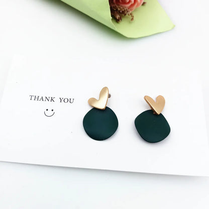 1 Pair Simple Style Heart Shape Stoving Varnish Metal Ear Studs