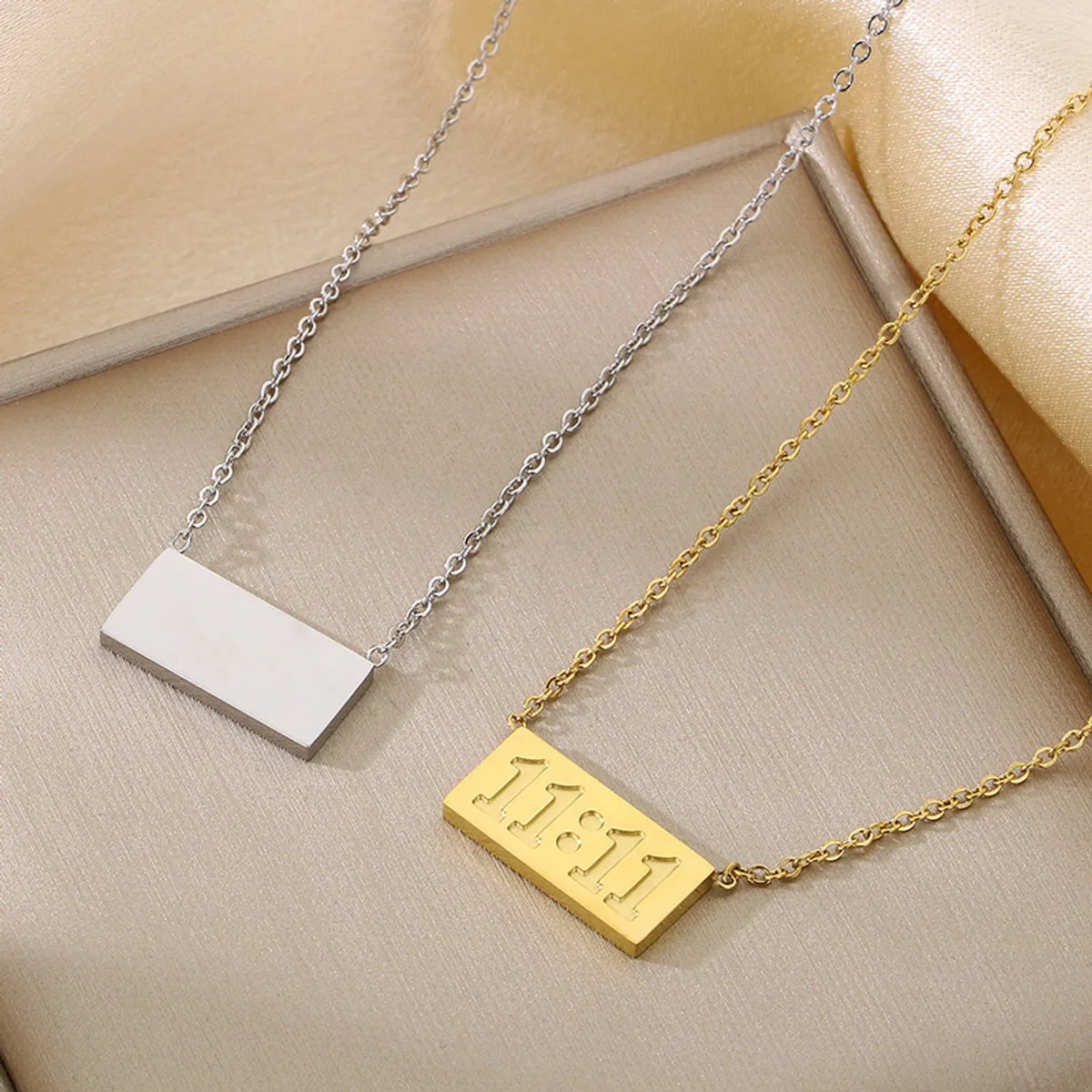 Wholesale Jewelry Simple Style Number 304 Stainless Steel 18K Gold Plated Plating Pendant Necklace