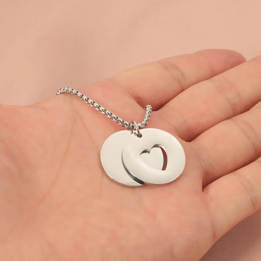 Wholesale Jewelry Simple Style Round Heart Shape Titanium Steel Plating Pendant Necklace