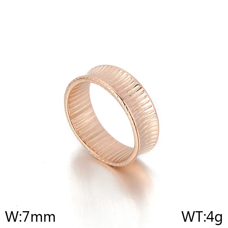 Wholesale Jewelry Simple Style Solid Color 304 Stainless Steel 18K Gold Plated Plating Rings