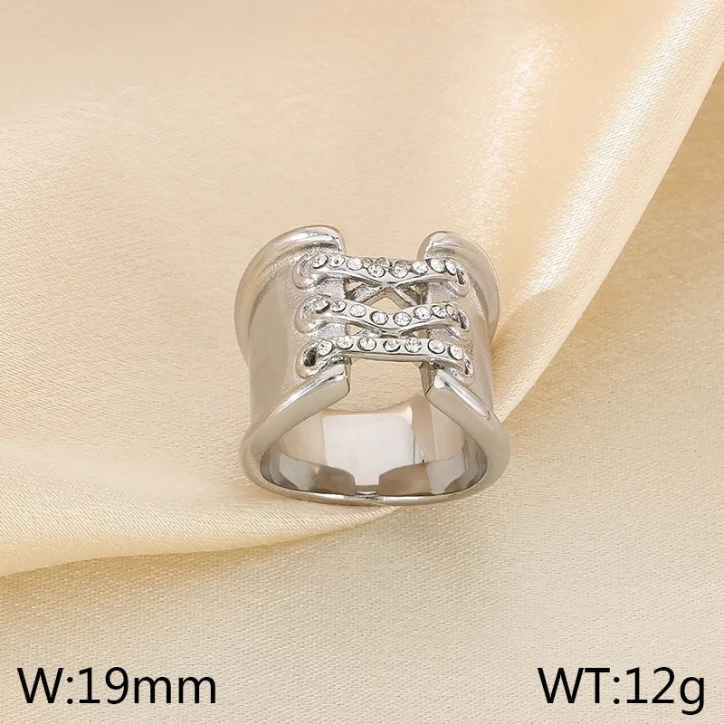 Wholesale Jewelry Simple Style Solid Color 304 Stainless Steel Rhinestones 18K Gold Plated Plating Inlay Rings