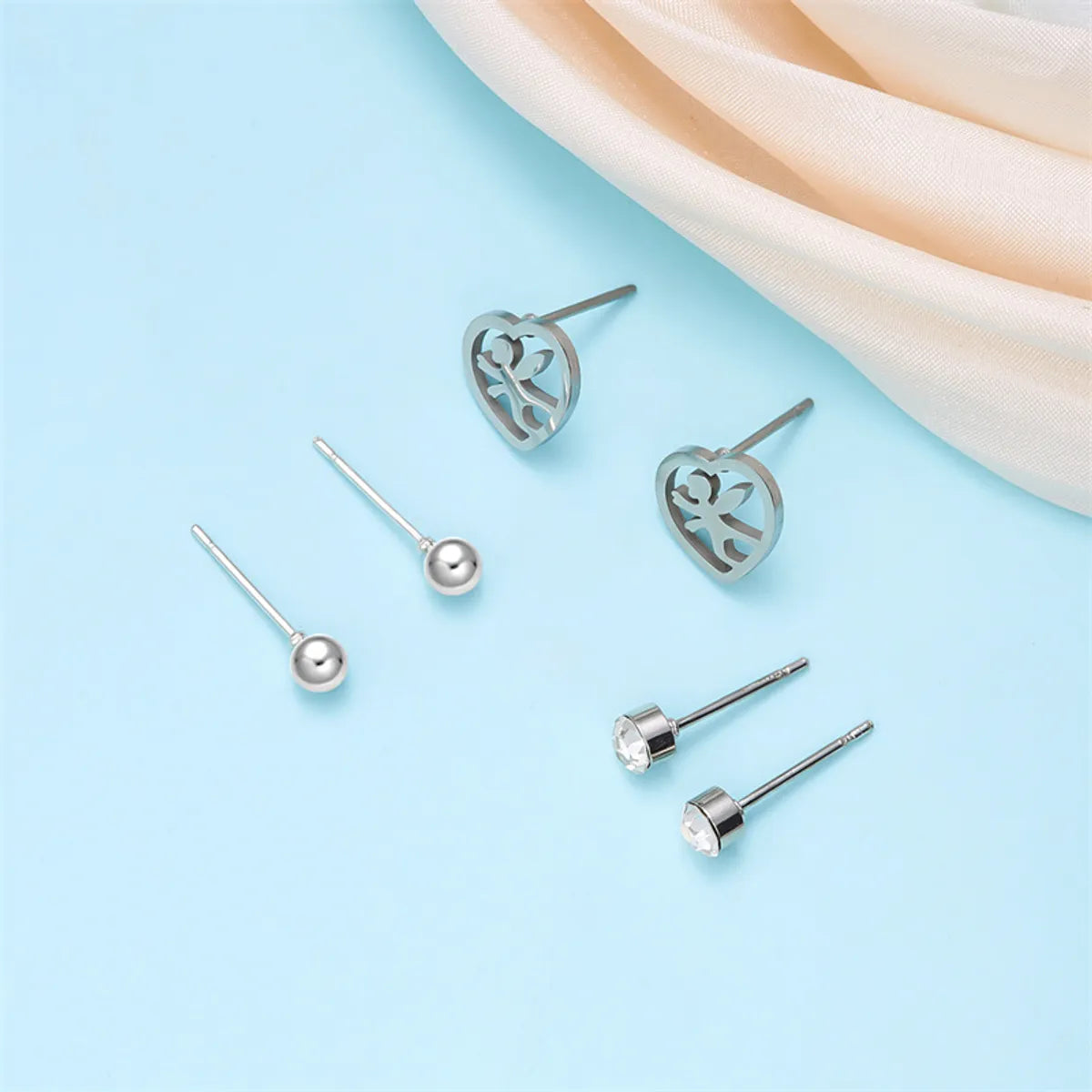 Wholesale Jewelry Simple Style Star Tree Heart Shape Stainless Steel Alloy Rhinestones Plating Inlay Ear Studs