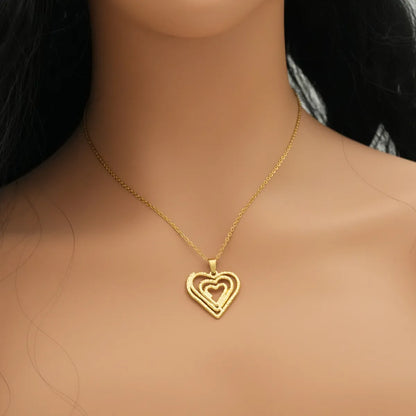 Wholesale Jewelry Simple Style Water Droplets Heart Shape 304 Stainless Steel 18K Gold Plated Pendant Necklace