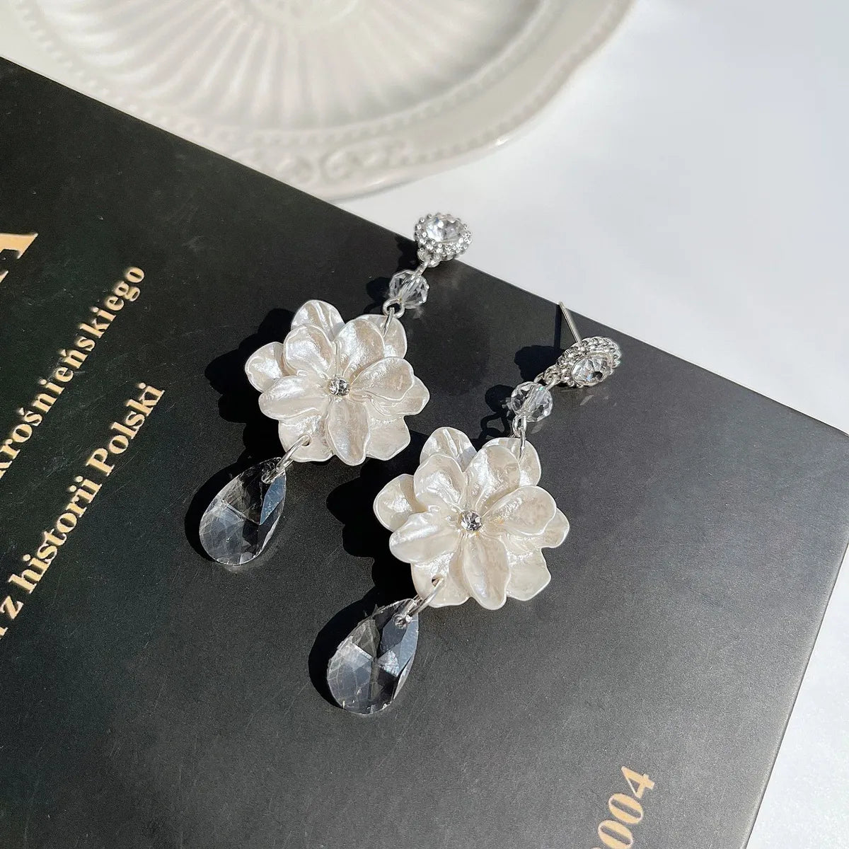 Wholesale Jewelry Sweet Flower Arylic Drop Earrings