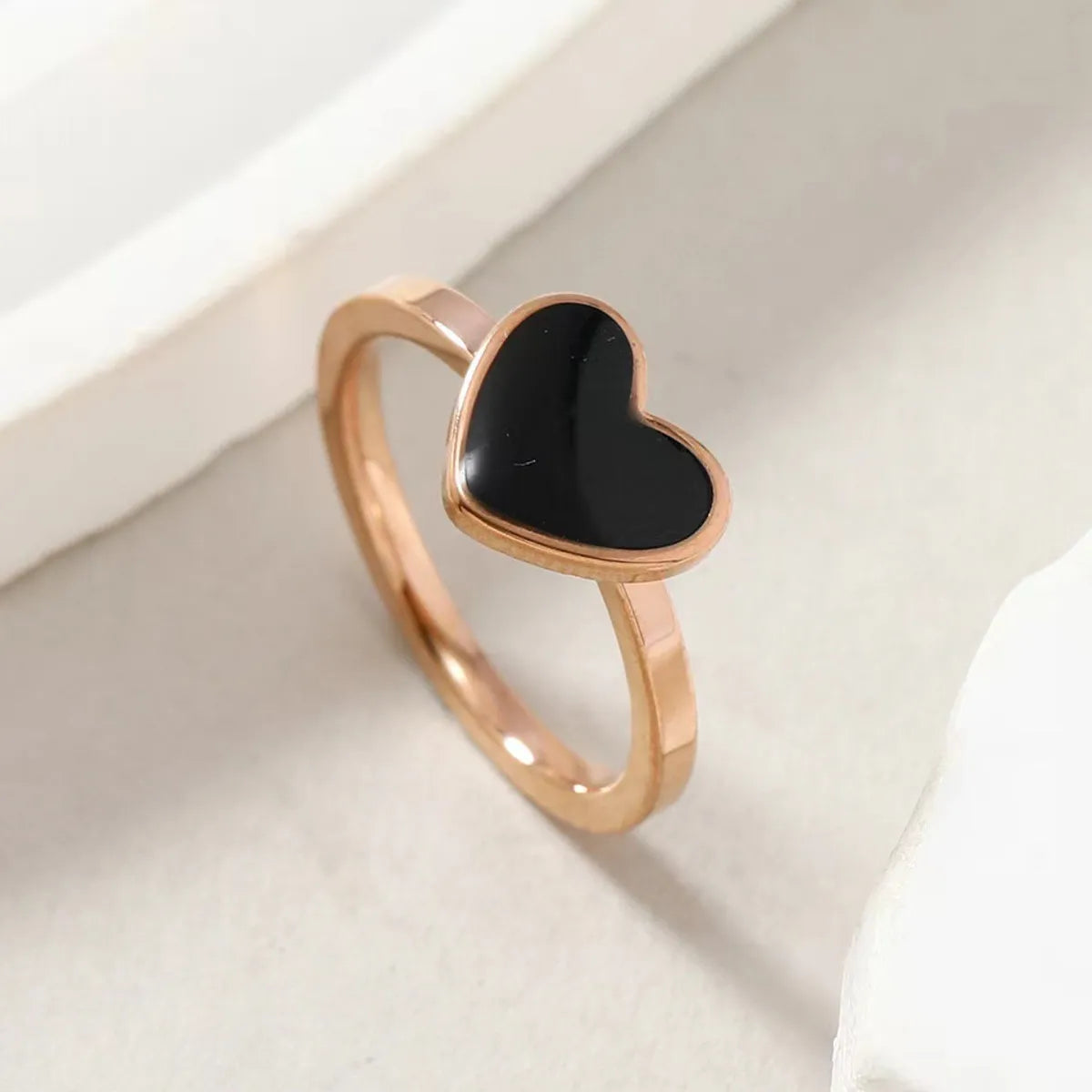 Wholesale Jewelry Sweet Simple Style Heart Shape Titanium Steel Plating Rings