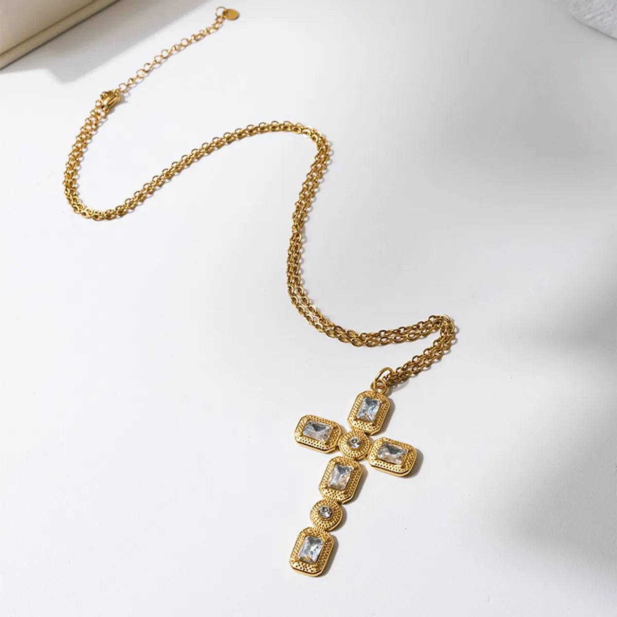 Wholesale Jewelry Sweet Simple Style Shiny Cross 304 Stainless Steel Zircon 14K Gold Plated Inlay Pendant Necklace