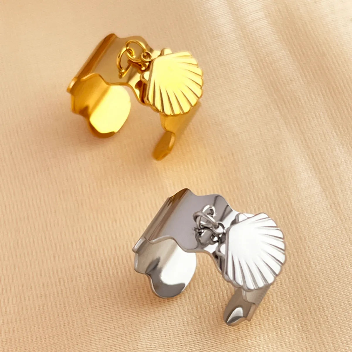 Wholesale Jewelry Tropical Simple Style Star Solid Color Shell 304 Stainless Steel 18K Gold Plated Plating Charm Rings