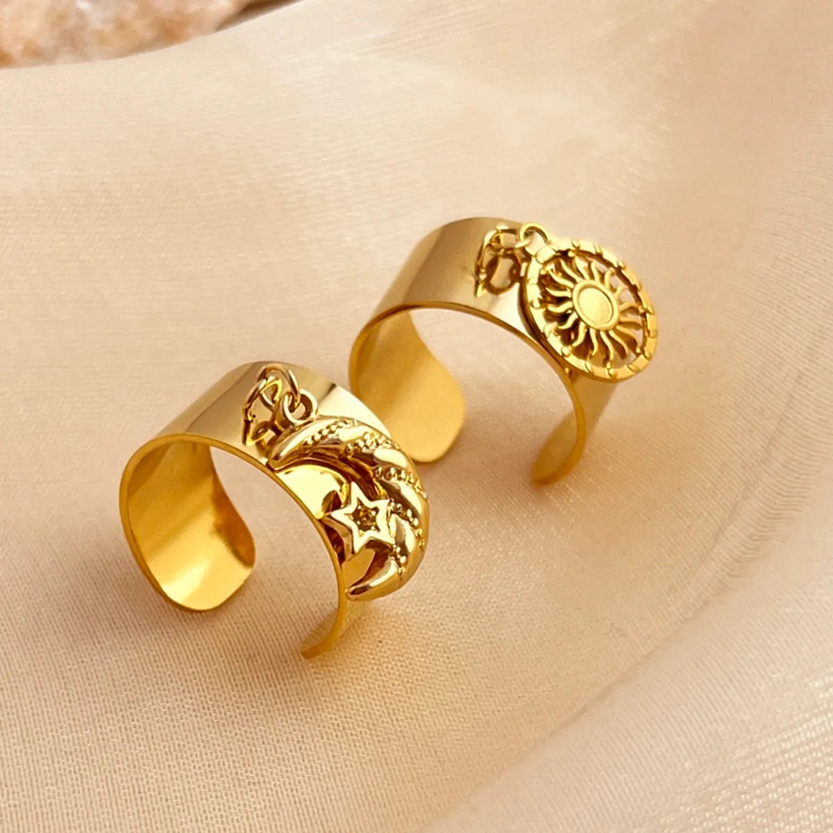 Wholesale Jewelry Tropical Simple Style Star Solid Color Shell 304 Stainless Steel 18K Gold Plated Plating Charm Rings