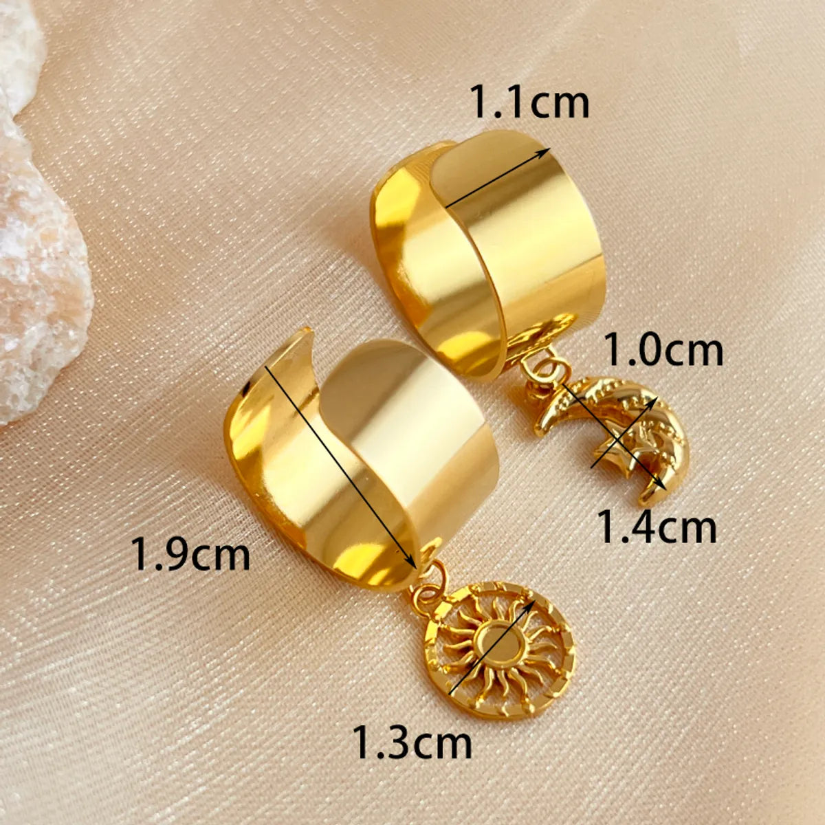 Wholesale Jewelry Tropical Simple Style Star Solid Color Shell 304 Stainless Steel 18K Gold Plated Plating Charm Rings