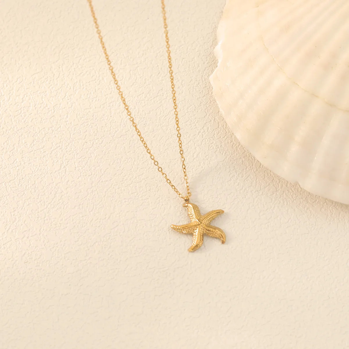 Wholesale Jewelry Vacation Marine Style Beach Scallop Starfish Titanium Steel 18K Gold Plated Chain Pendant Necklace