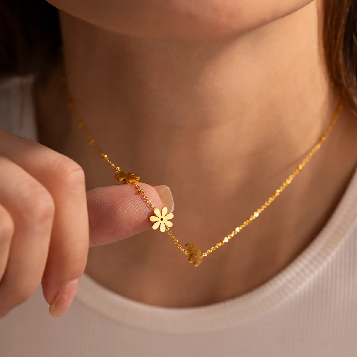 Wholesale Jewelry Vacation Simple Style Flower 304 Stainless Steel Rhinestones 18K Gold Plated Plating Inlay Necklace