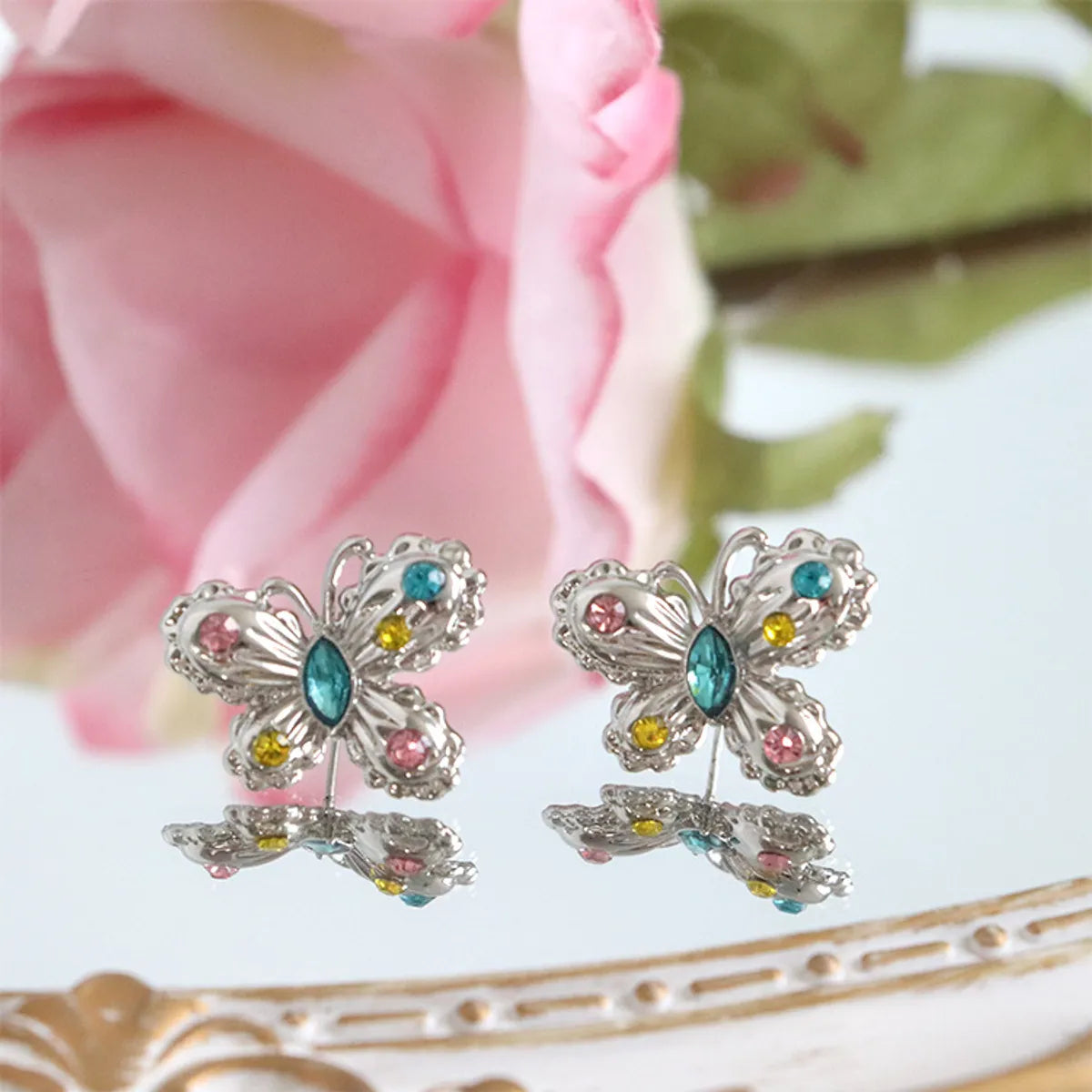 Wholesale Jewelry Vintage Style Butterfly Alloy Zircon Plating Inlay Ear Studs