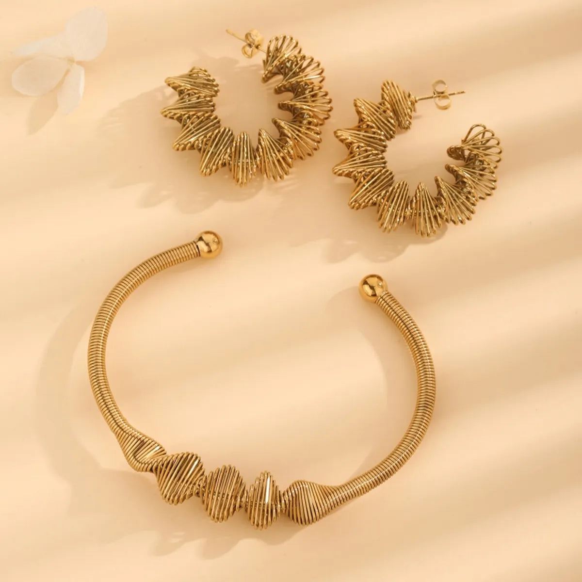 Wholesale Jewelry Vintage Style Exaggerated Modern Style Waves 304 Stainless Steel 18K Gold Plated Jewelry Set