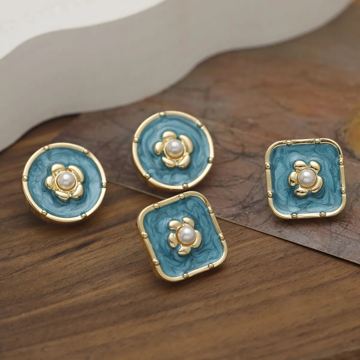 Wholesale Jewelry Vintage Style Flower Imitation Pearl Enamel Ear Studs