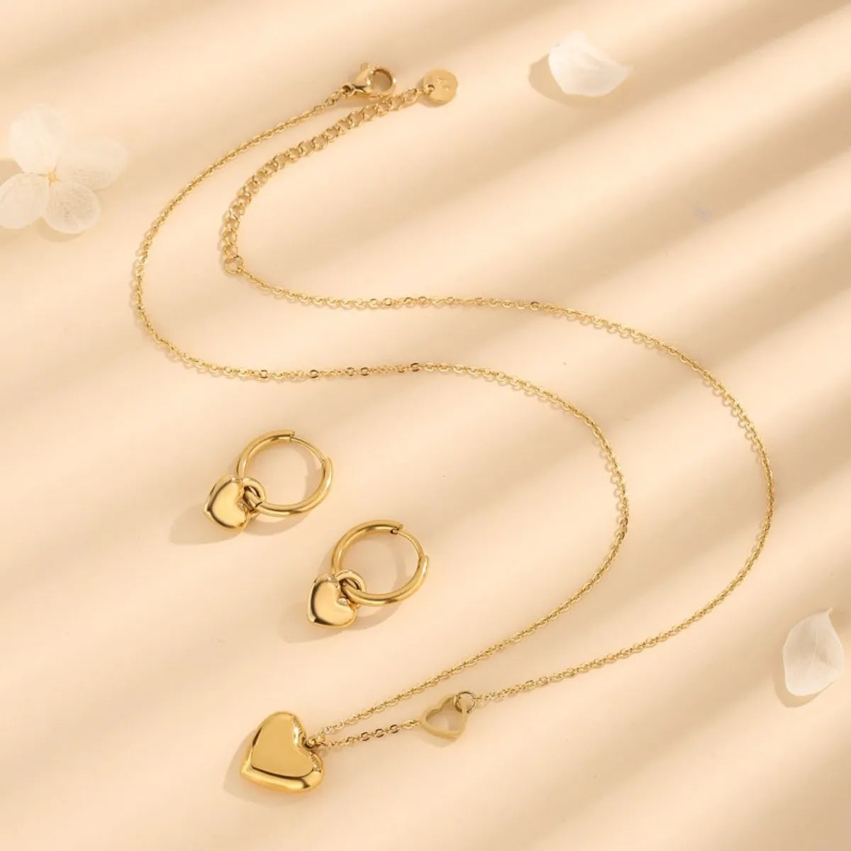 Wholesale Jewelry Vintage Style Simple Style Heart Shape 304 Stainless Steel 18K Gold Plated Jewelry Set