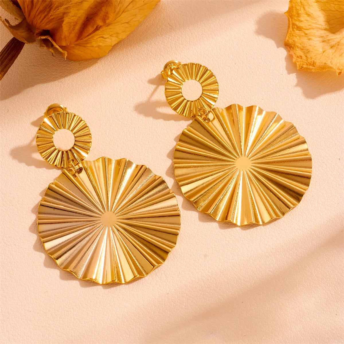 Wholesale Jewelry Vintage Style Simple Style Leaves Solid Color Titanium Steel 18K Gold Plated Jewelry Set