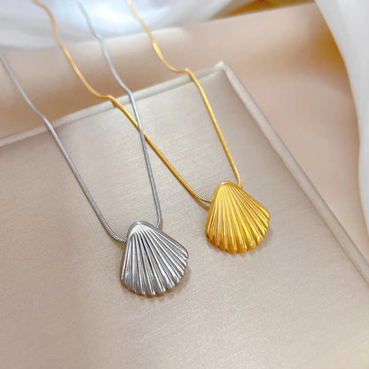 Wholesale Lady Shell Titanium Steel Pendant Necklace