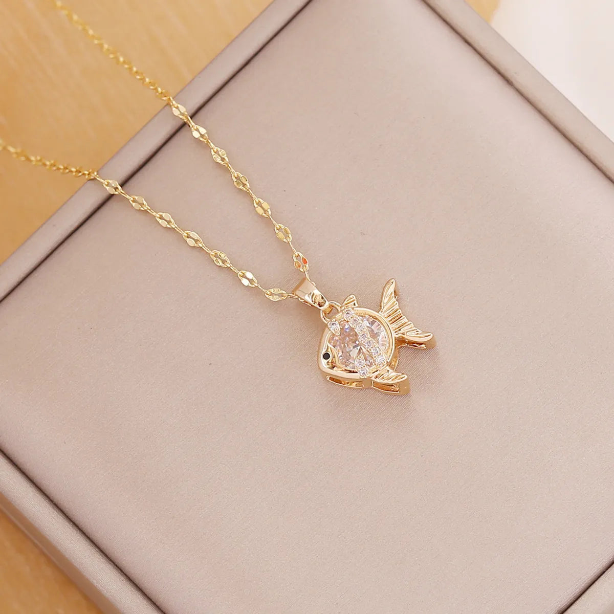 Wholesale New Cute Fish Pendent Zircon 18k Gold Necklace Gooddiy