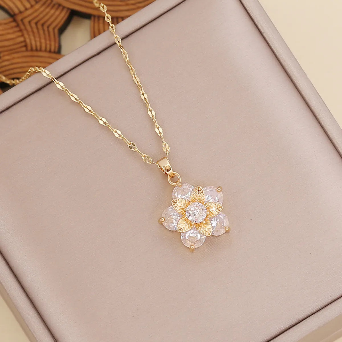 Wholesale New Multi-layer Flower Zircon Copper Necklace Gooddiy