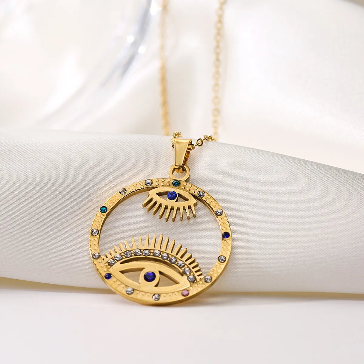 Wholesale Retro Devil's Eye Titanium Steel 18k Gold Plated Zircon Pendant Necklace