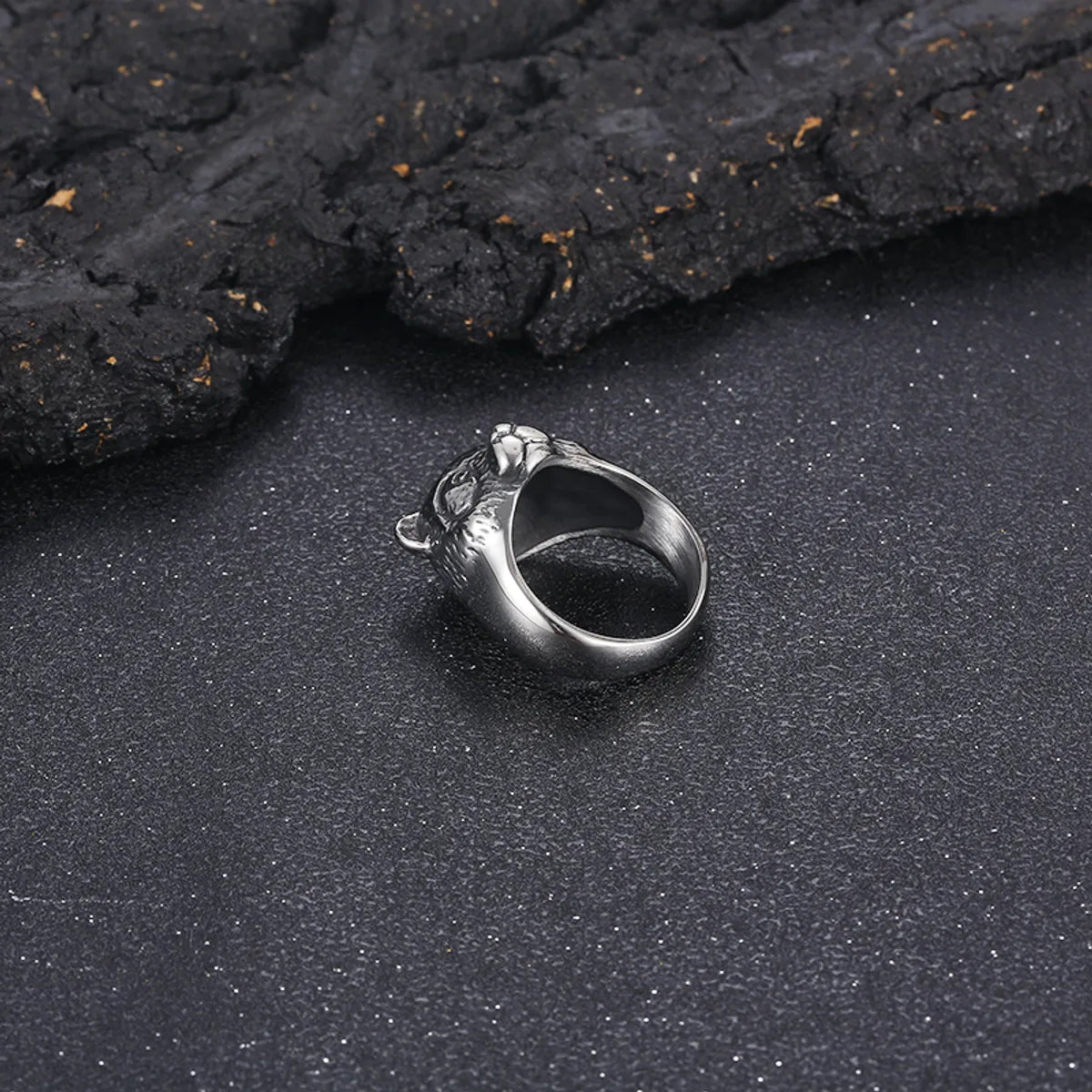 Simple Style Bear Solid Color Titanium Steel Polishing Rings