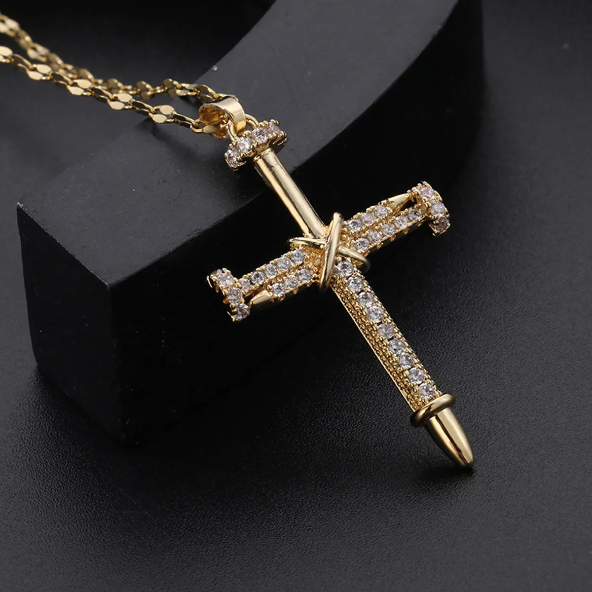 Wholesale Simple Style Classic Style Cross Titanium Steel Inlay Rhinestones Pendant Necklace