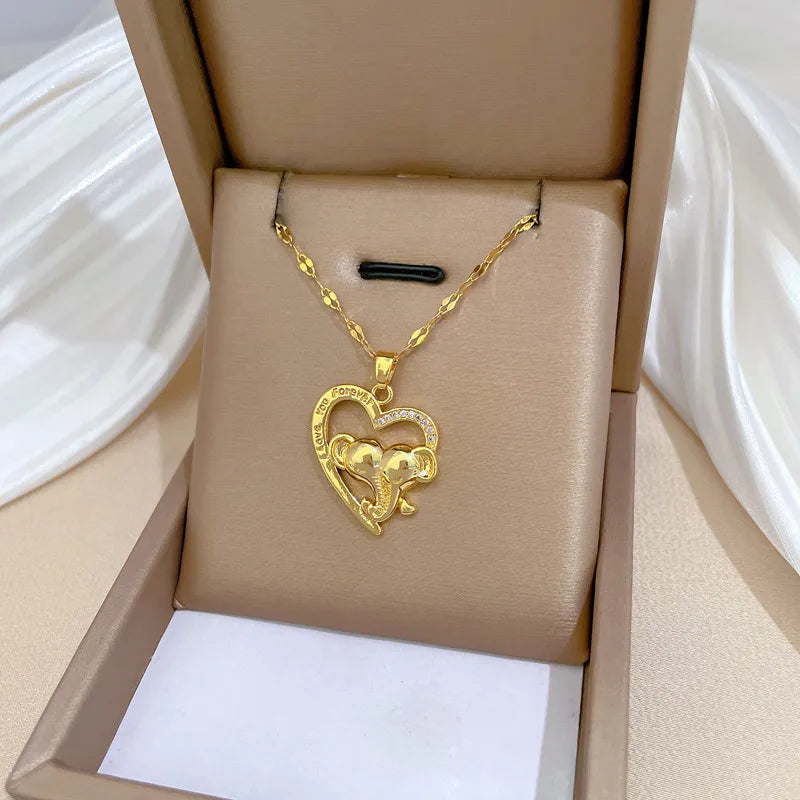 Wholesale Simple Style Classic Style Heart Shape Elephant Titanium Steel Copper Hollow Out Inlay Zircon Pendant Necklace