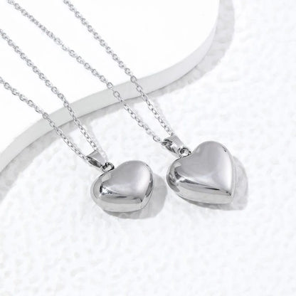 Wholesale Simple Style Classic Style Heart Shape Stainless Steel Polishing Plating 18k Gold Plated Pendant Necklace