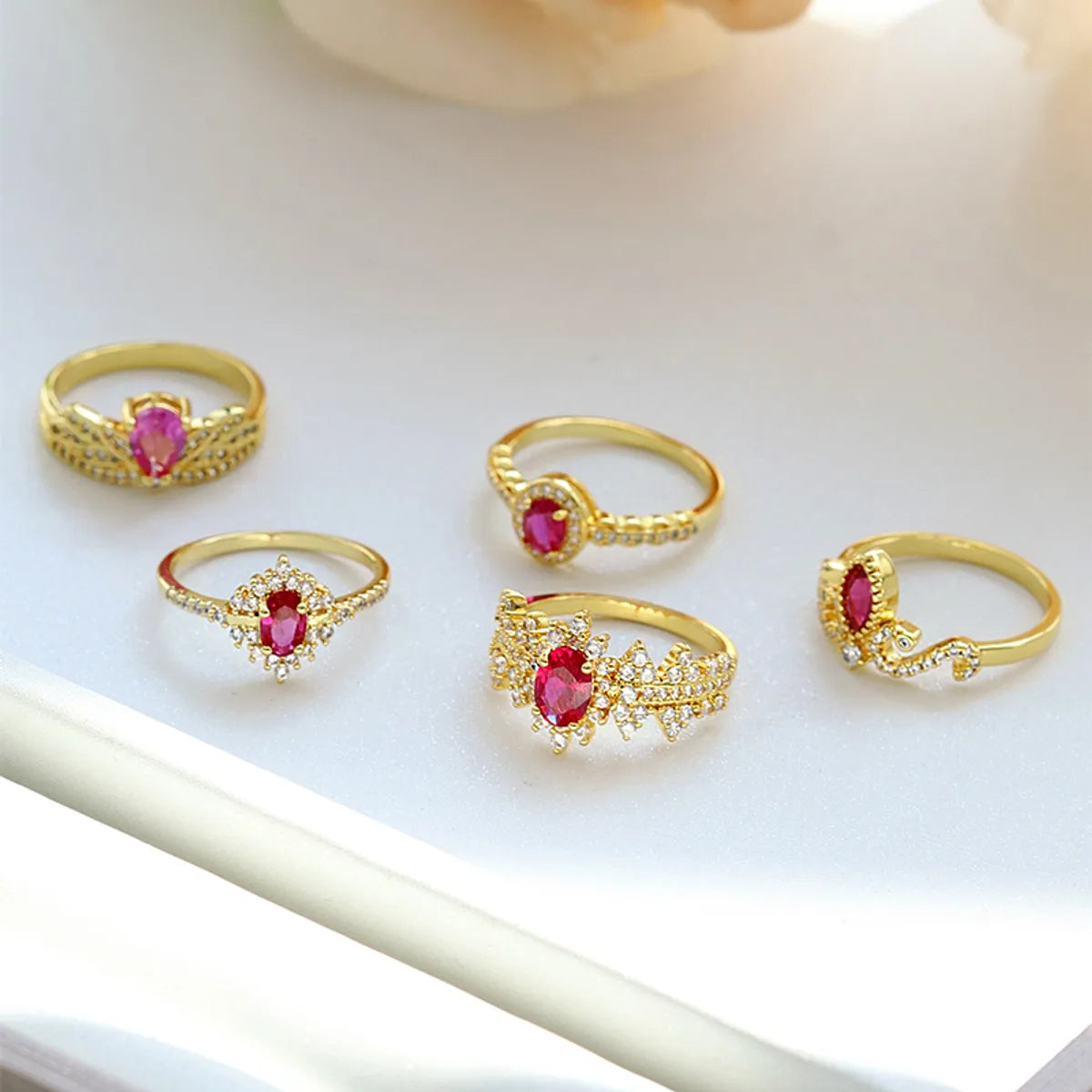 Wholesale Simple Style Classic Style Solid Color Copper Plating Inlay 18K Gold Plated Glass Stone Zircon Rings