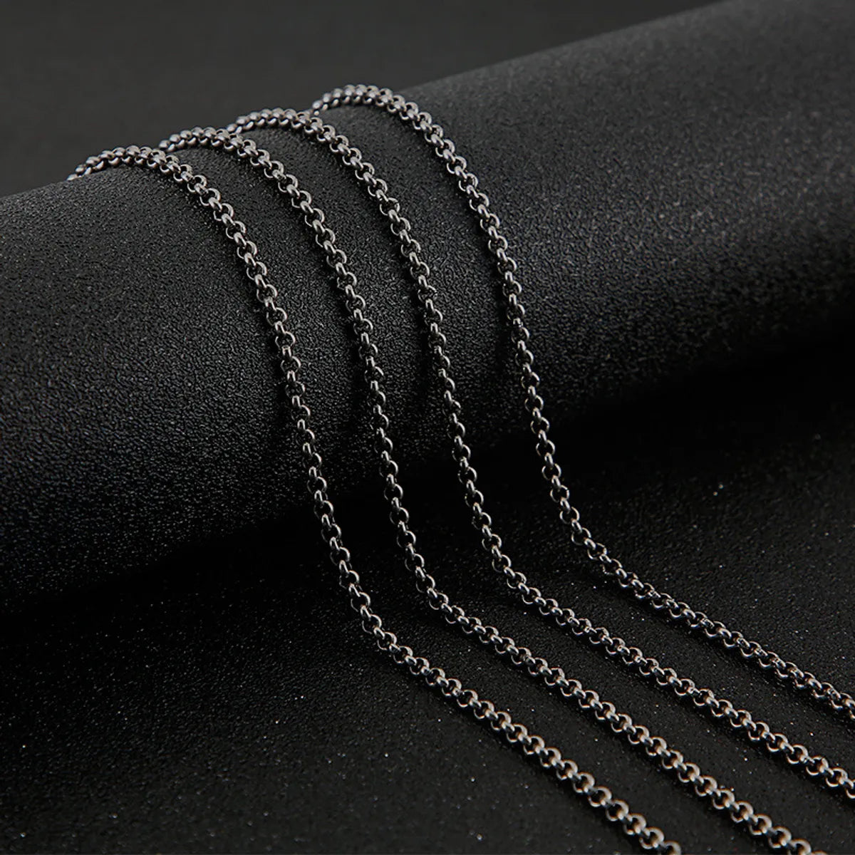 Wholesale Simple Style Classic Style Solid Color Titanium Steel Necklace