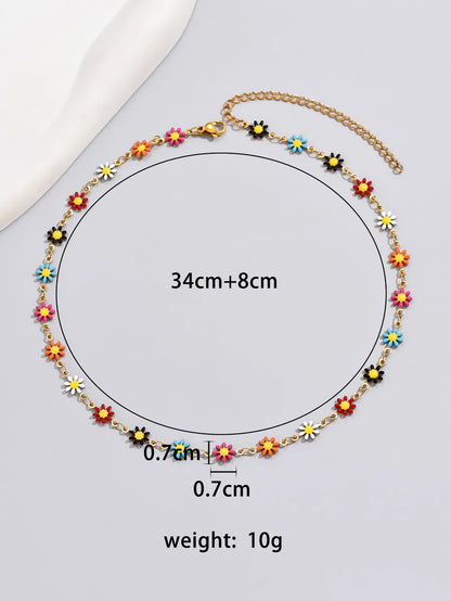 Simple Style Ditsy Floral Oval Chrysanthemum Titanium Steel Plating 18k Gold Plated Necklace