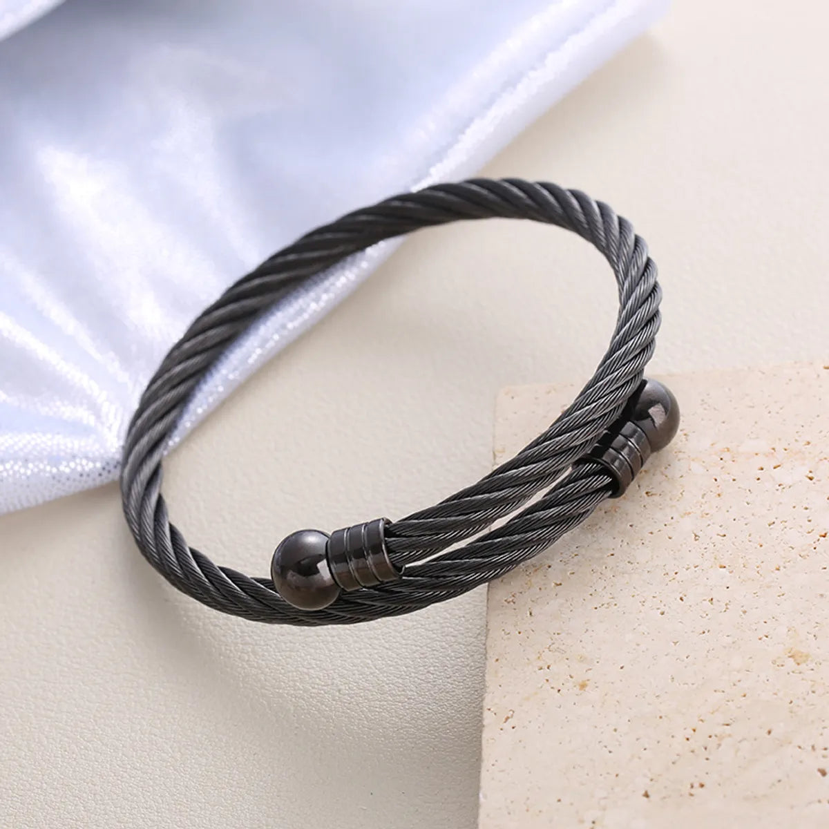 Wholesale Simple Style Geometric Solid Color Stainless Steel Bangle