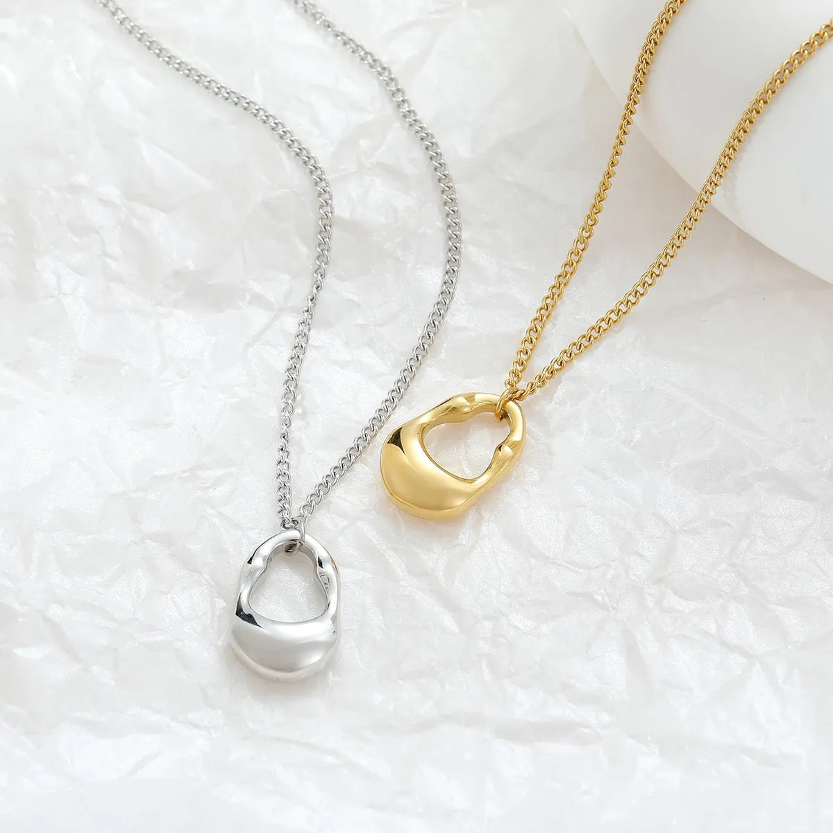 Wholesale Simple Style Lock Stainless Steel Plating White Gold Plated Gold Plated Pendant Necklace