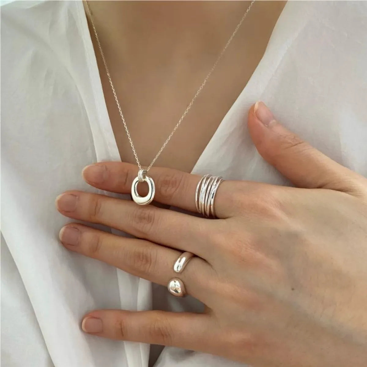 Wholesale Simple Style Oval Sterling Silver Pendant Necklace