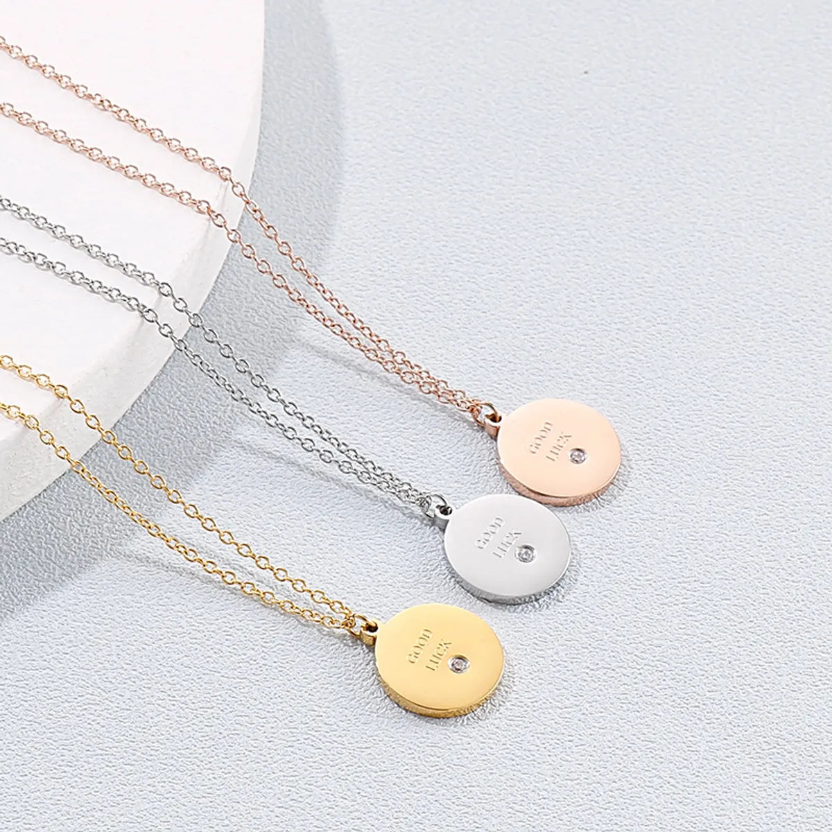 Wholesale Simple Style Round Titanium Steel Inlay Zircon Pendant Necklace