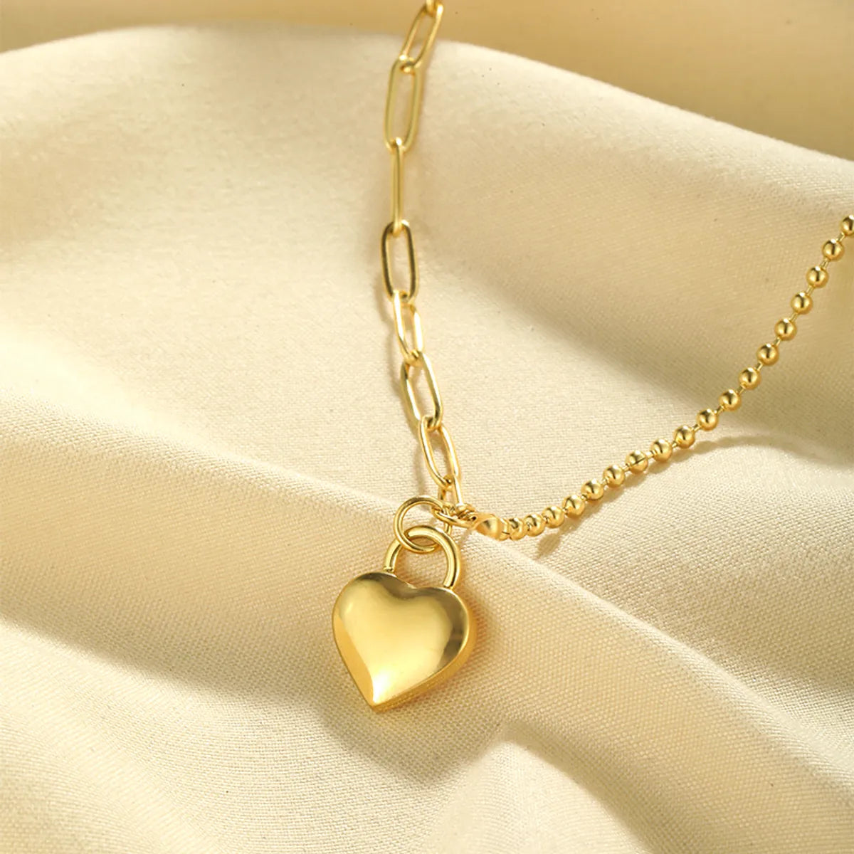 Wholesale Simple Style Shiny Heart Shape Stainless Steel Polishing Plating 18k Gold Plated Pendant Necklace