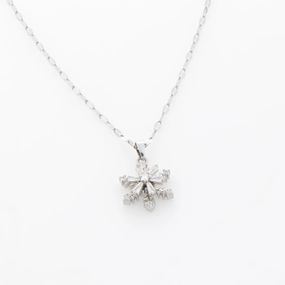 Simple Style Snowflake Stainless Steel Plating Inlay Zircon Pendant Necklace