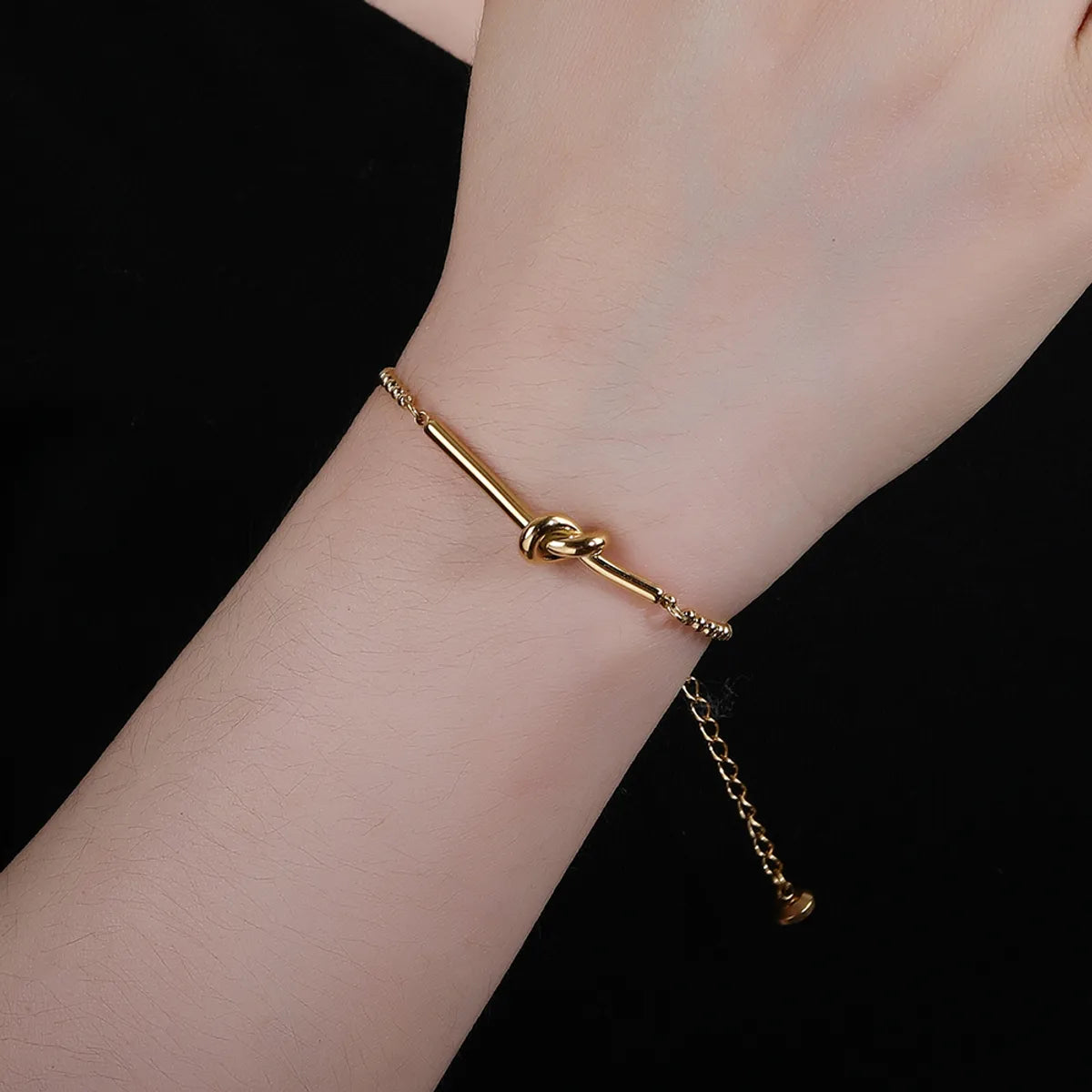 Simple Style Solid Color Knot Stainless Steel Titanium Steel Plating 18k Gold Plated Gold Plated Bracelets