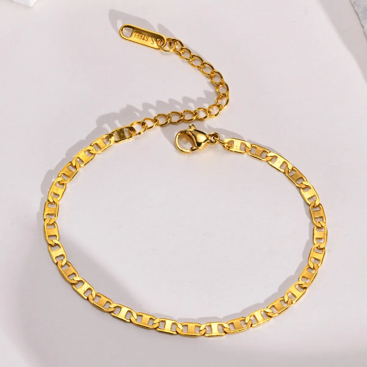 Simple Style Solid Color Stainless Steel Plating 18k Gold Plated Bracelets