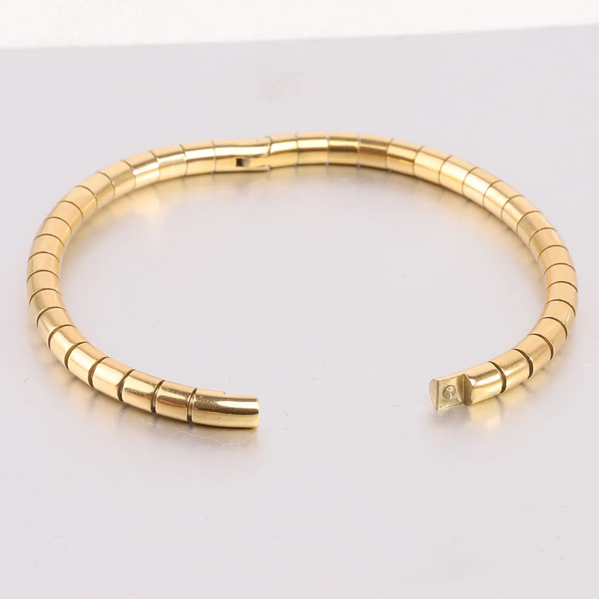 Wholesale Simple Style Solid Color Stainless Steel Plating Gold Plated Bangle