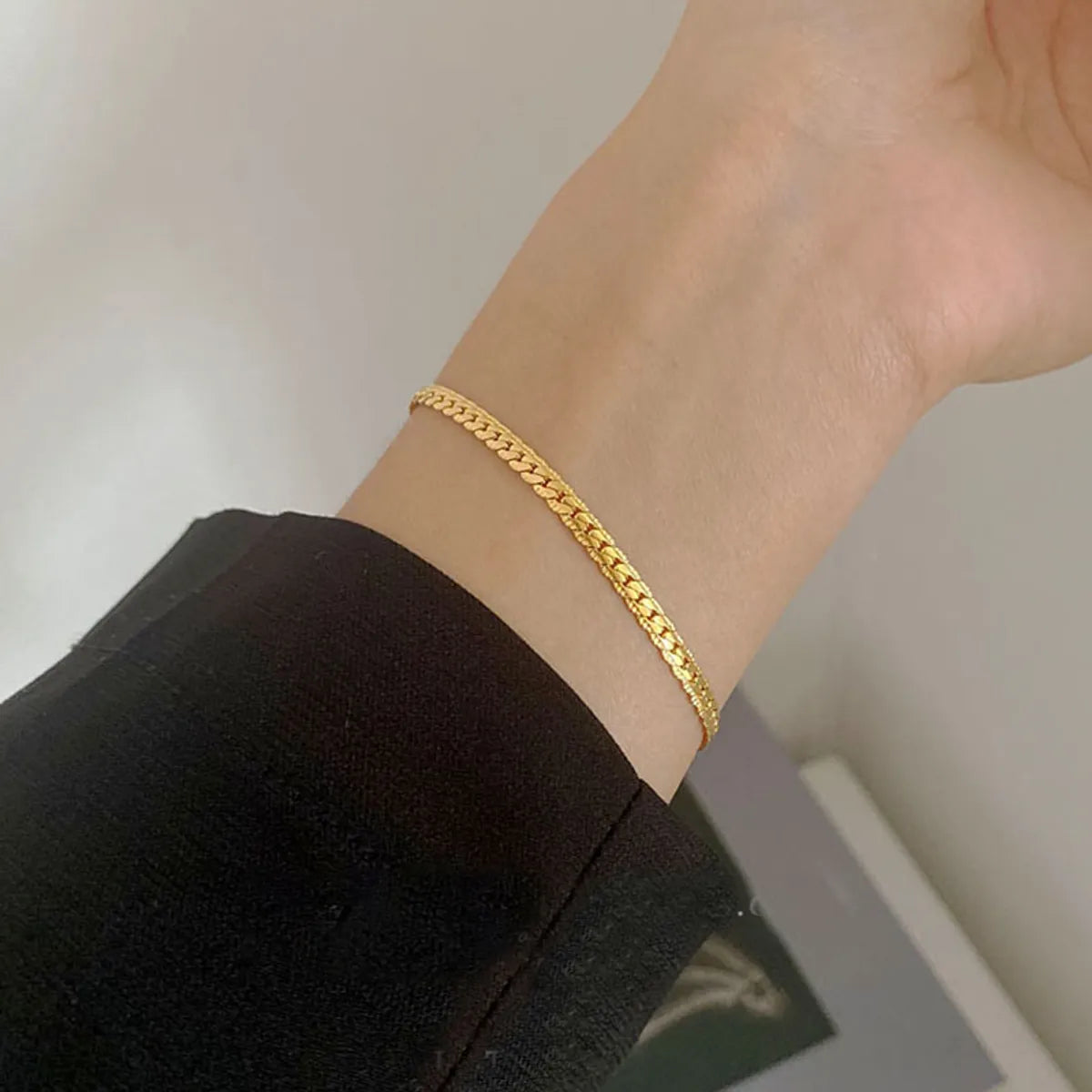 Simple Style Solid Color Titanium Steel Plating 18k Gold Plated Bracelets