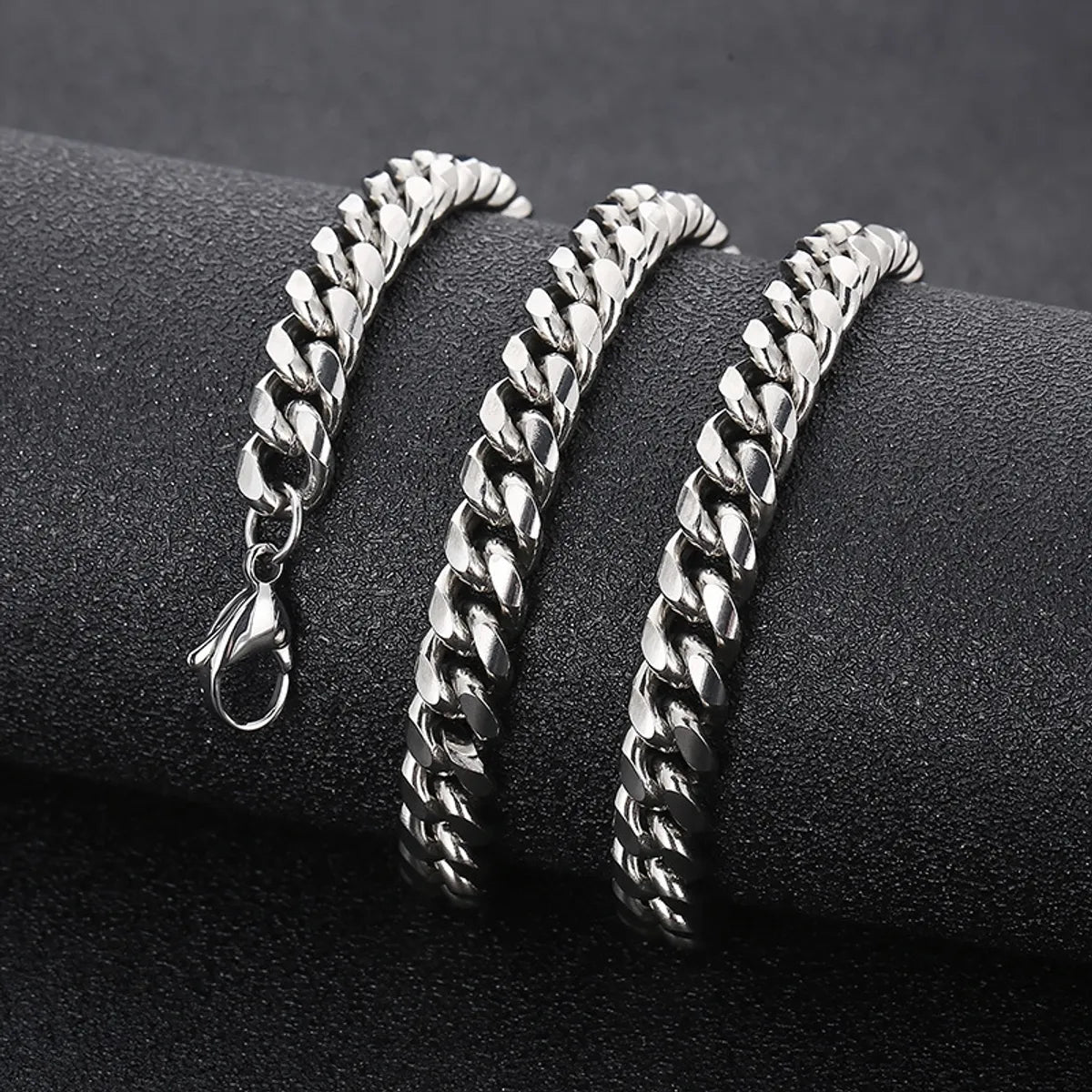 Wholesale Simple Style Solid Color Titanium Steel Chain Necklace